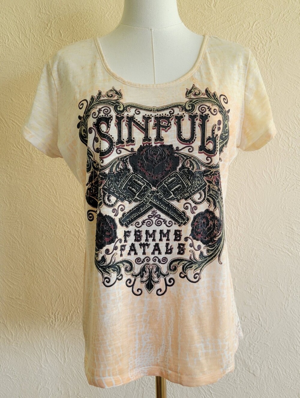 Sinful | Roses & Revolver Femme Fatale T-Shirt